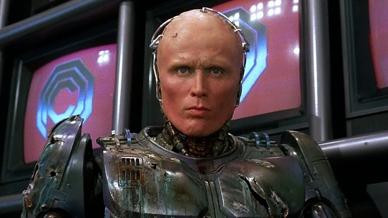 peter weller 1539180139