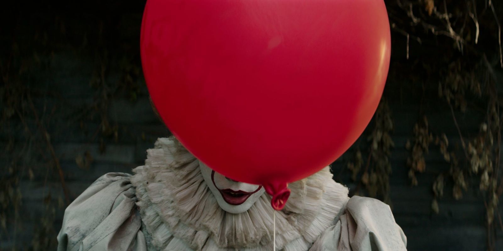 landscape 1490698212 it movie pennywisejpg