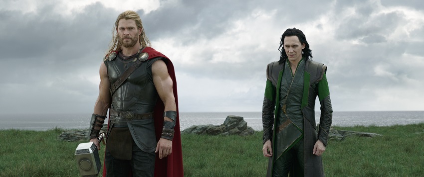 thor ragnarok images chris hemsworth tom hiddleston