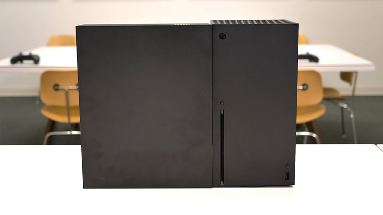 xbox series x size comparison 3