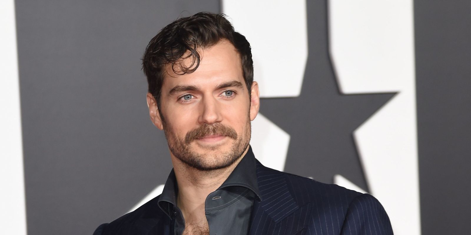 landscape 1520261041 henry cavill