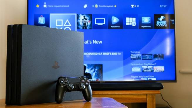 پشتیبانی کم بازی ها از قابلیت های PS4 Pro و نارضایتی خریداران