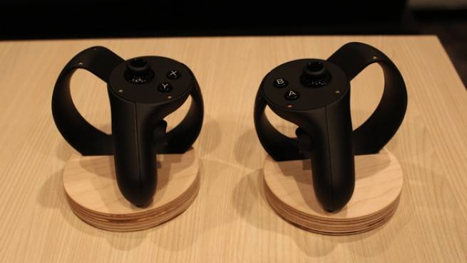 عرضه ی Oculus Touch به تاخیر خورد